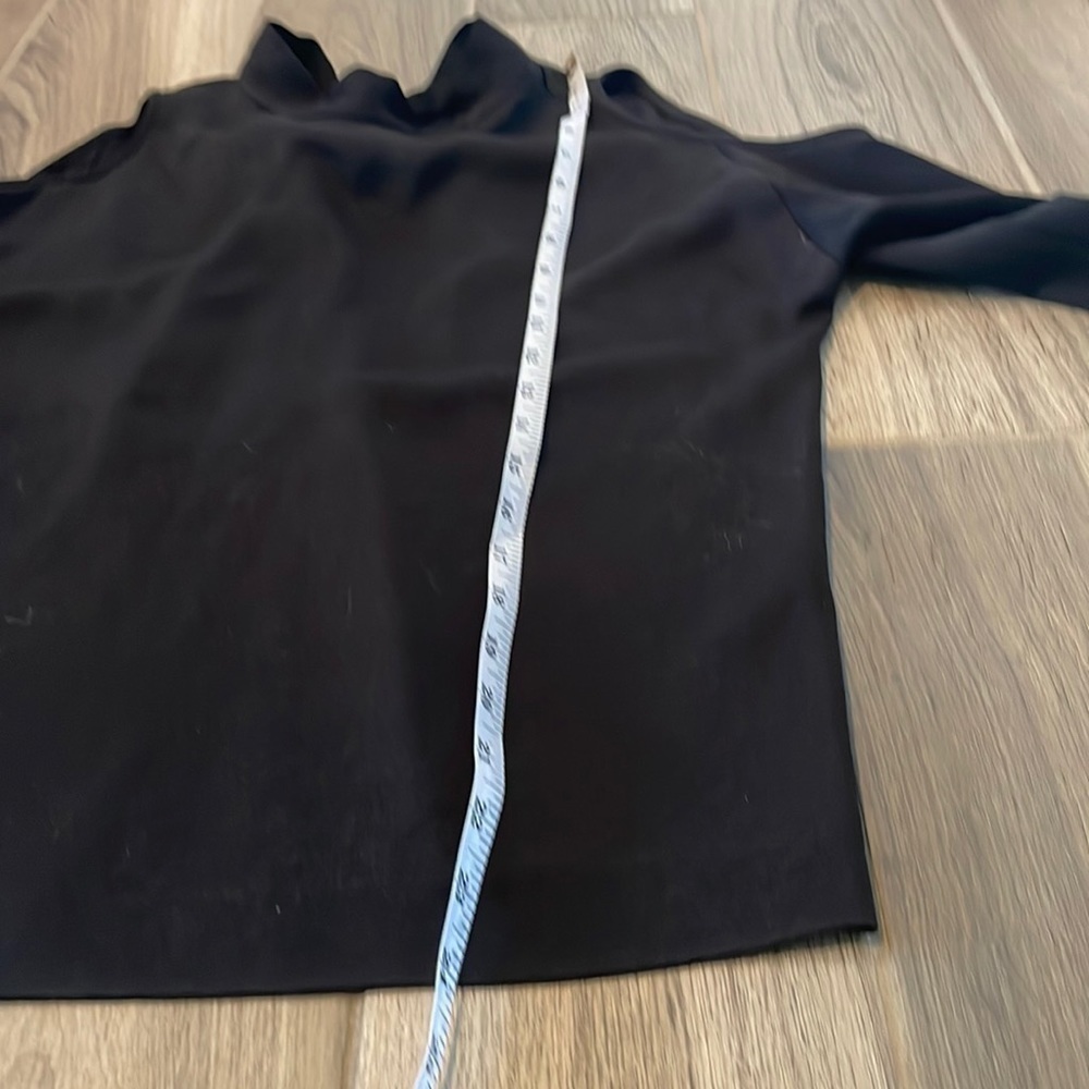 Aritzia Wilfred Cold Shoulder Silk Blouse - Picture 11 of 11